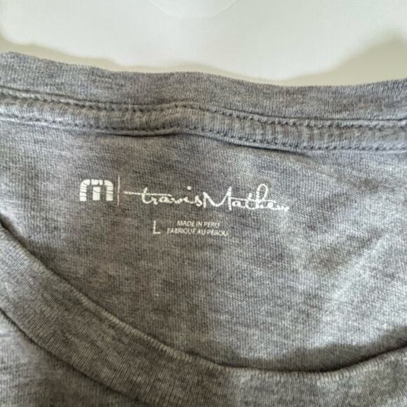 Lot of 2 TravisMathew Light Gray & Dark Gray Graphic T-Shirts Mens Size Large - Picture 7 of 9